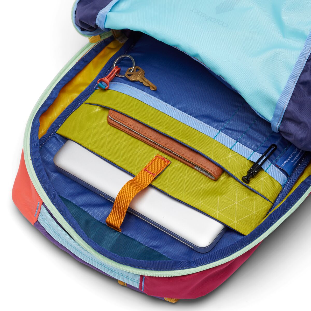 Chiquillo 26L Backpack - Del Dia, Del Dia