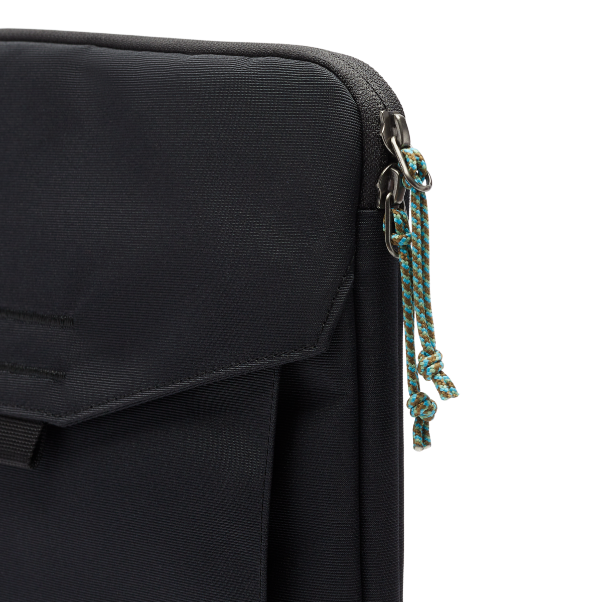 16" Laptop Sleeve - Cada Día, Cotopaxi Black