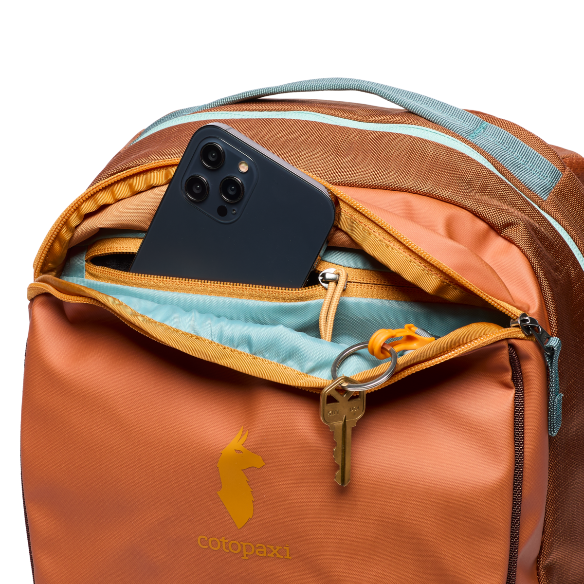 Chiquillo 26L Backpack - Cada Dia, Whiskey