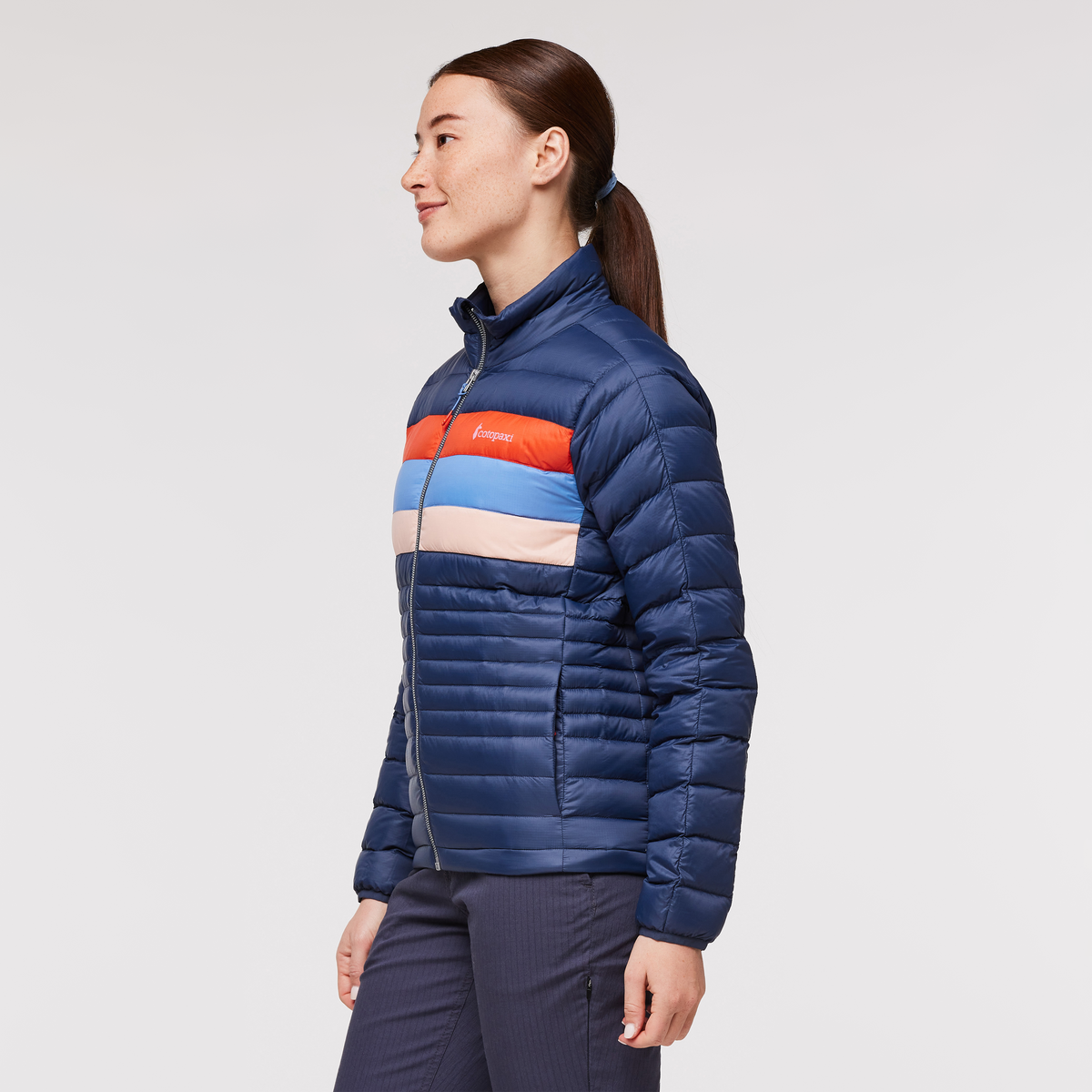 Fuego Hooded Down Jacket - Women's