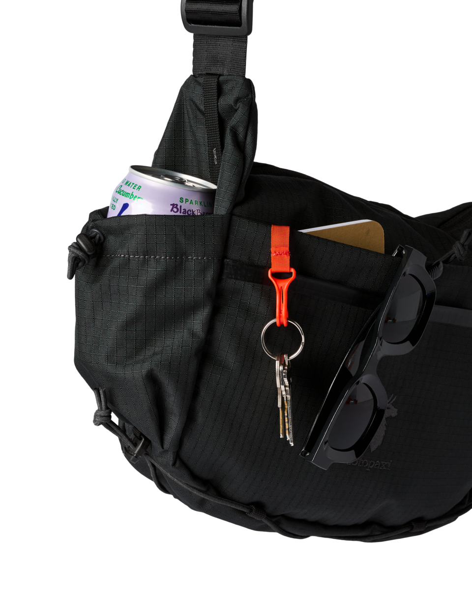 Viaje 9L Shoulder Bag