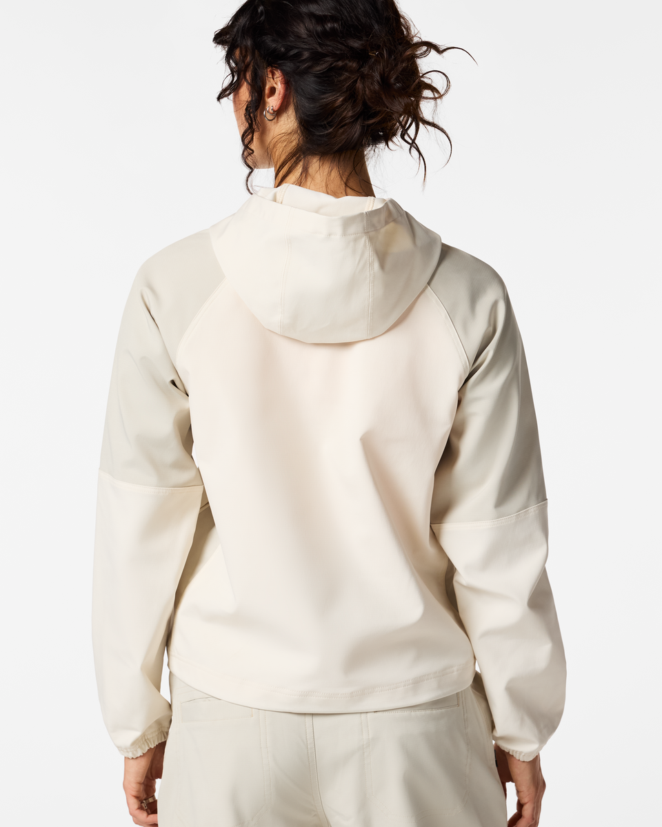 Women's Adelante Hoodie