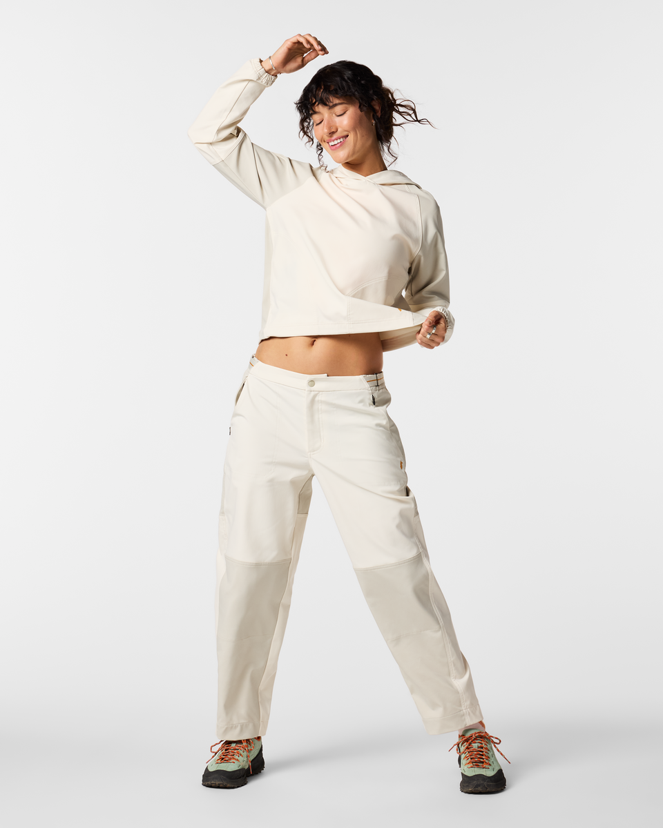Women's Adelante Hoodie