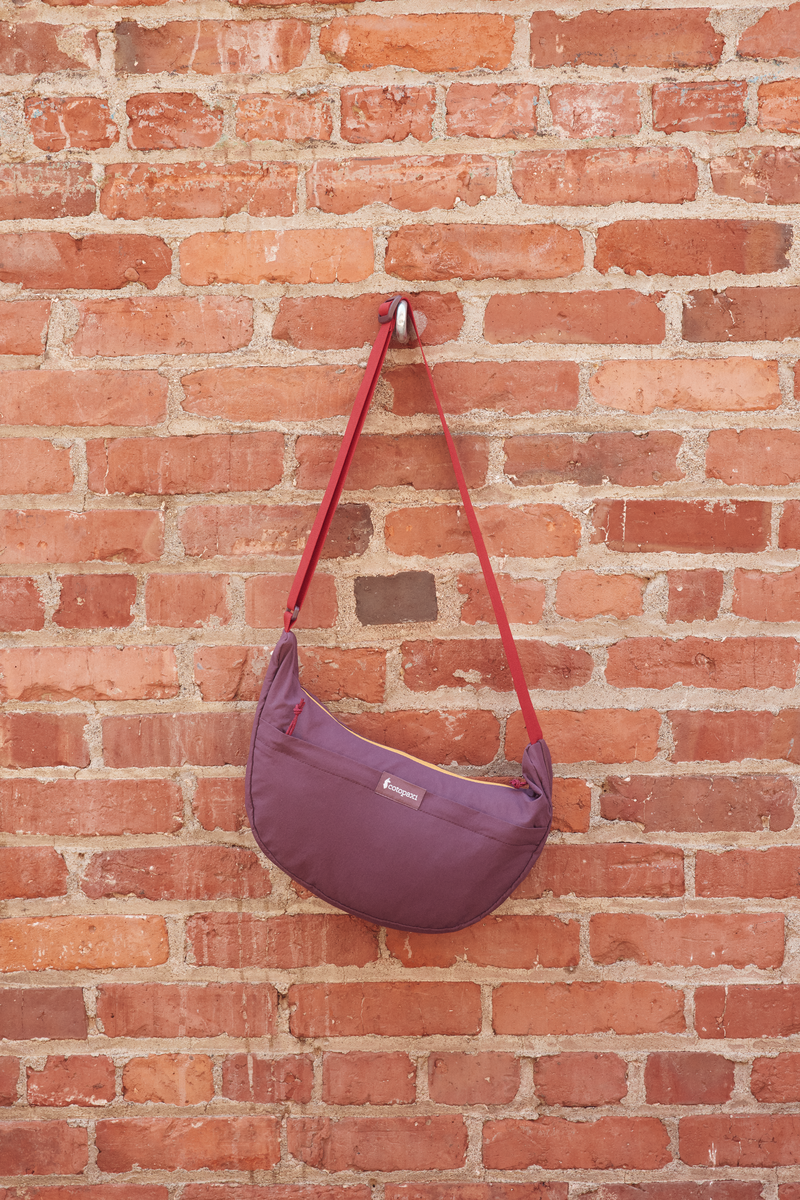 Empacable 6L Crescent Bag