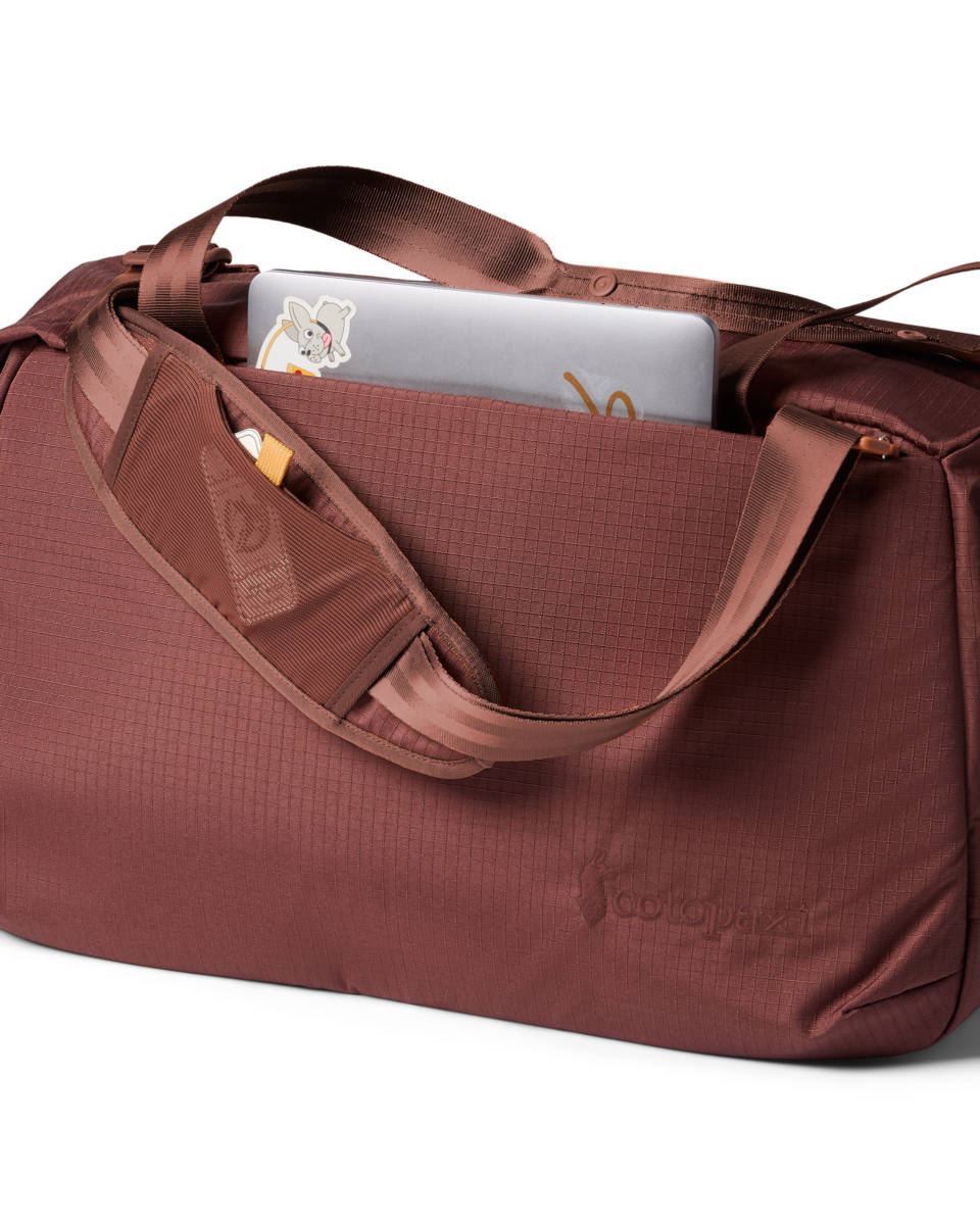 Viaje 35L Travel Duffel