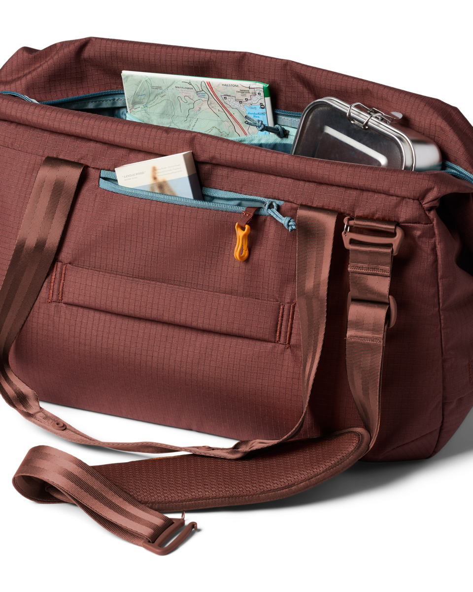 Viaje 35L Travel Duffel