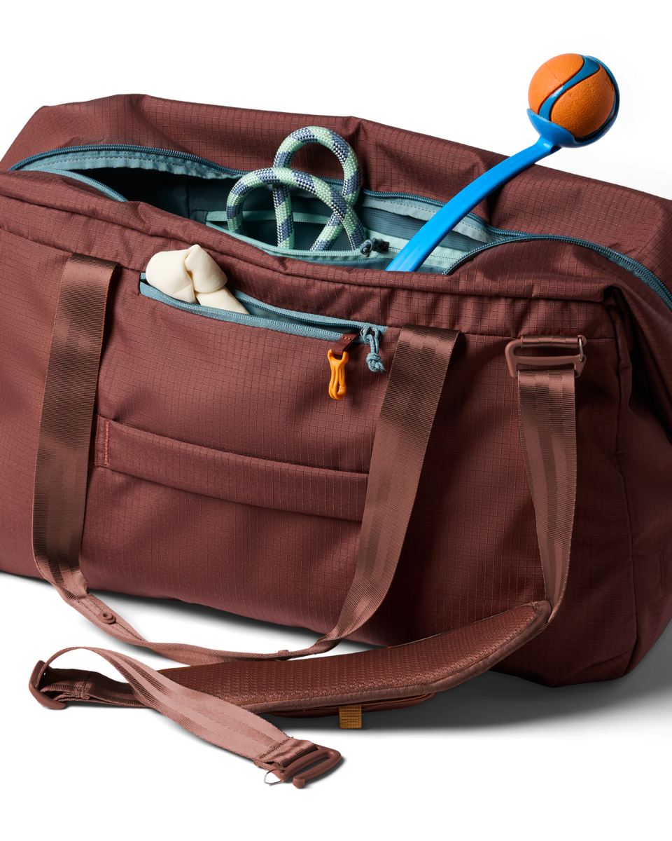 Viaje 45L Travel Duffel