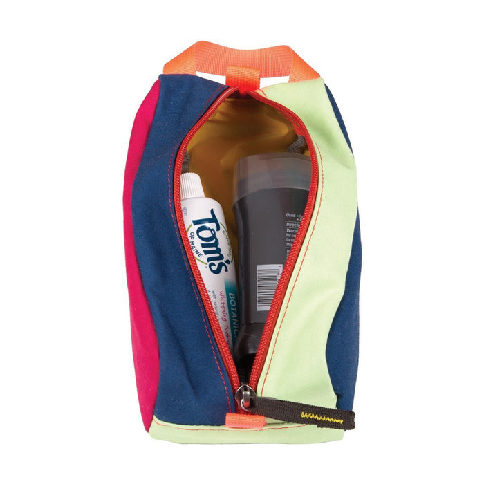 Dopp Kit, Del Dia 